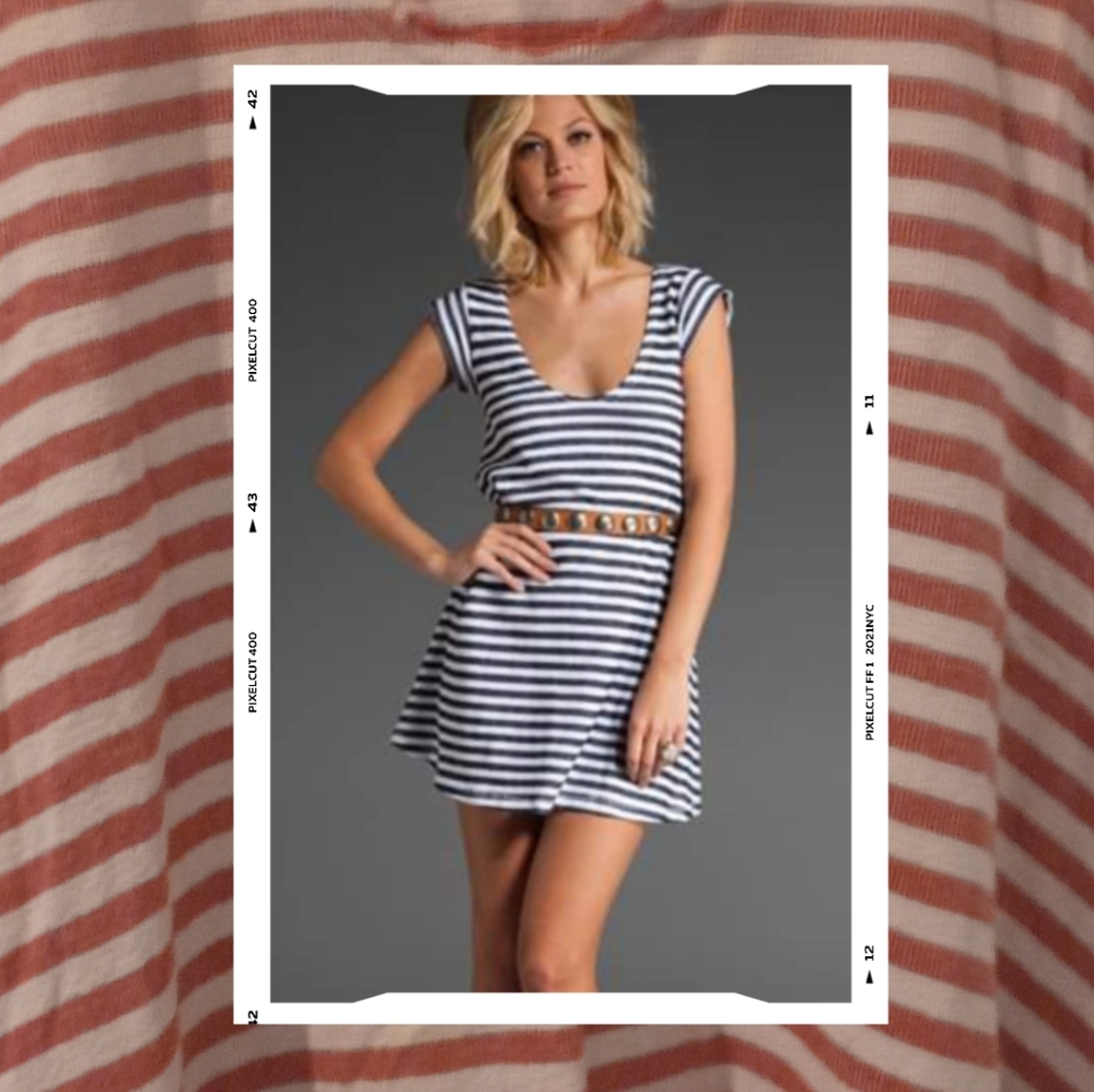 Tigerlily Biotite Mini Dress in Red White nautical stripe Size 6 - Picture 1 of 13
